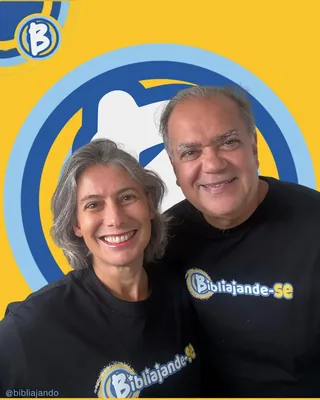 João Marcos e Eveline Vidal, criadores do Bibliajando